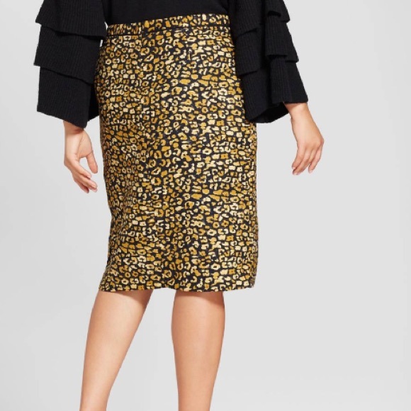 Cheetah Print Skirt - Picture 3 of 6